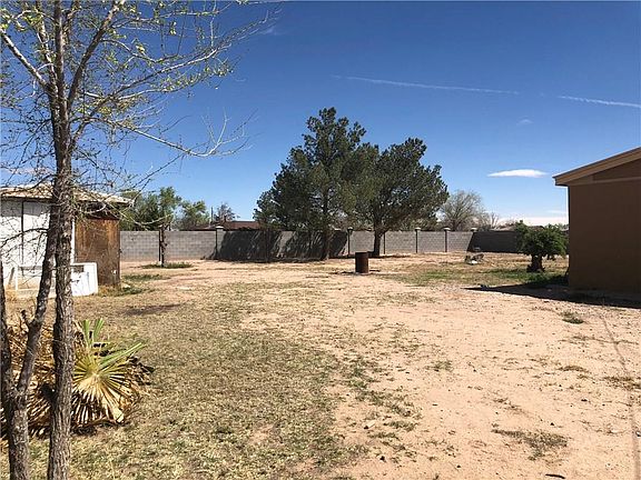 5th image of 601 Santa Gertrudes Dr