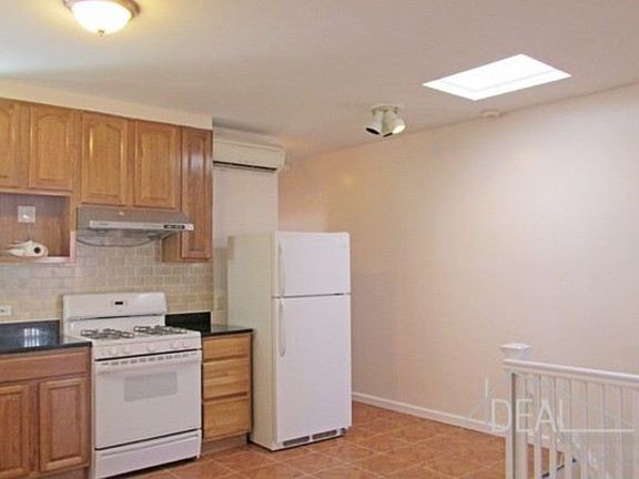 5th image of 1332 77th St #F2