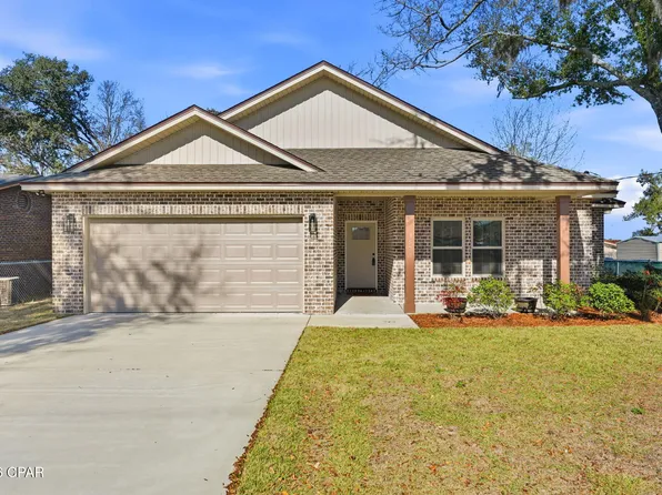 4573 Cedar St, Panama City, FL 32404