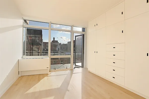 Sold by Corcoran | media 7