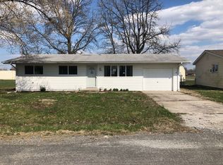 1189 Lola St, Granite City, IL 62040