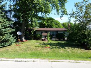 9624 Caddy Ln, Caledonia, WI 53108