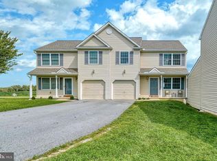 3 Creekside Dr, Wrightsville, PA 17368