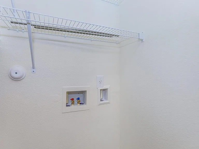 Campus Apartments — Photo 42