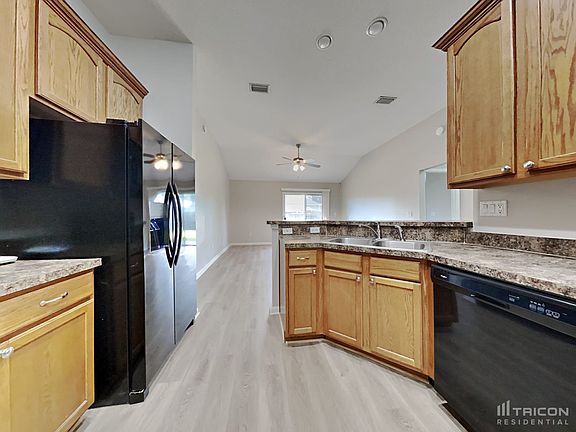5th image of 8219 Stelling Dr