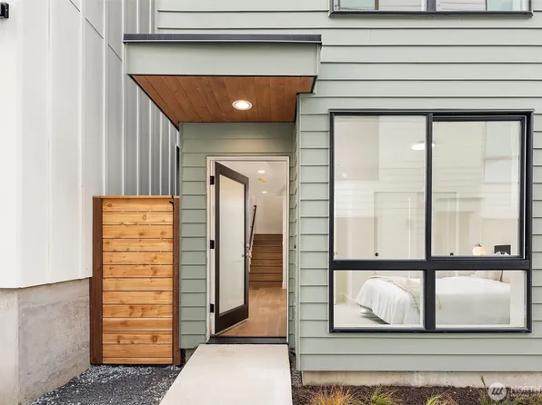 4422 1st Avenue NE #A, Seattle, WA 98105