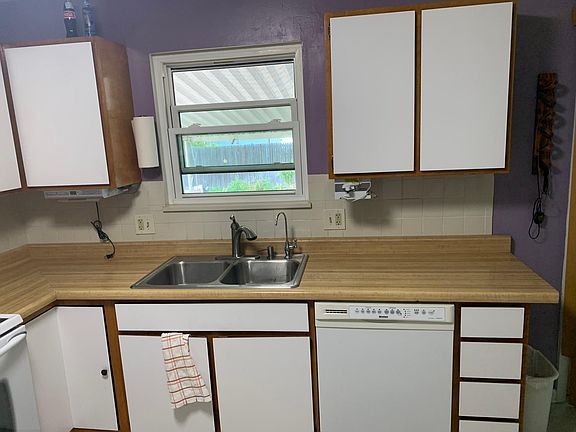 5th image of 1715 29th Avenue Ct