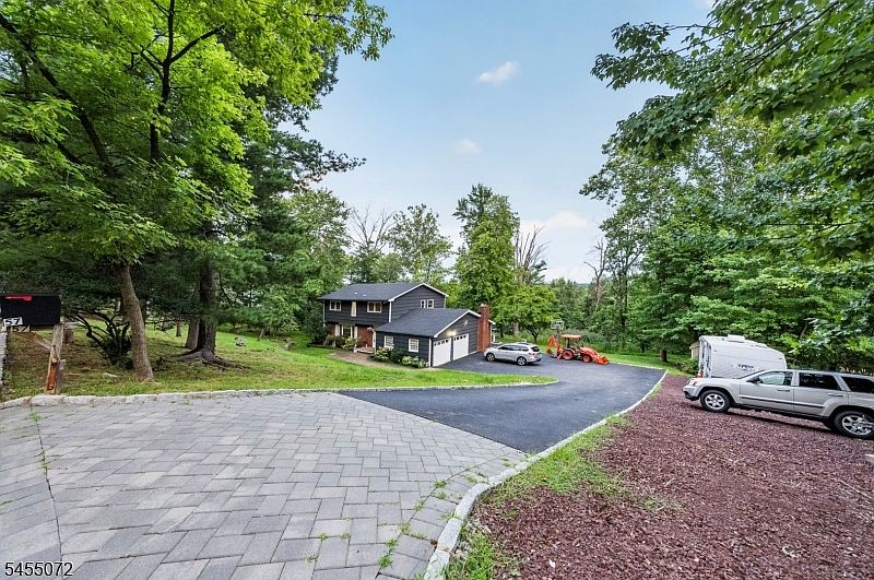 1st image of 57 Longview Dr