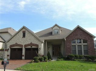 220 Meadowbrook Country Club Way, Ballwin, MO 63011