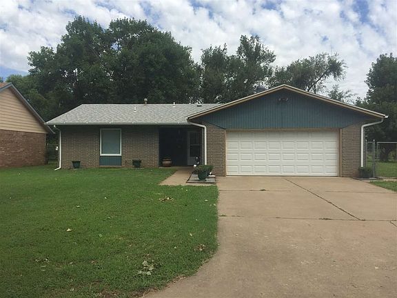2nd image of 3616 Harvest Dr