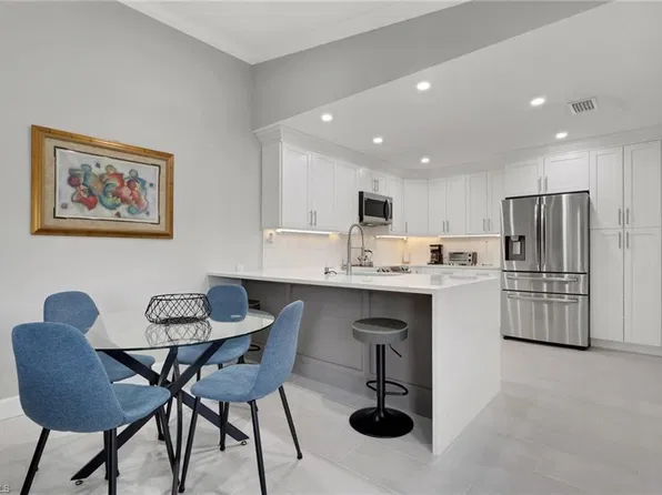 6303 Royal Woods Dr, Fort Myers, FL 33908