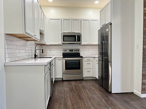 2nd image of 288 Cumberland St #205