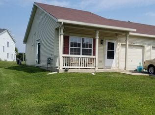 1207 Burns Ln, Minooka, IL 60447