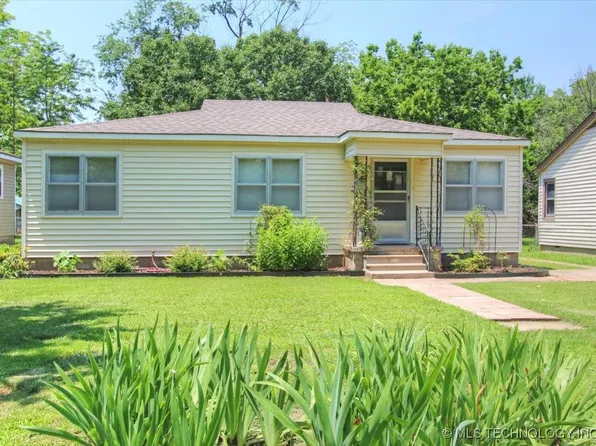 708 S Pecan St, Nowata, OK 74048
