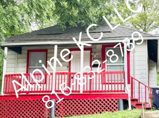 2039 Lawn Ave, Kansas City, MO 64127