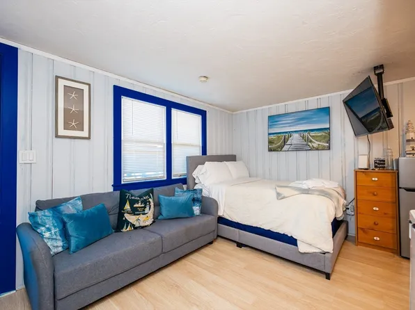 6 Polly Fisk Ln #20, Dennis Port, MA 02639