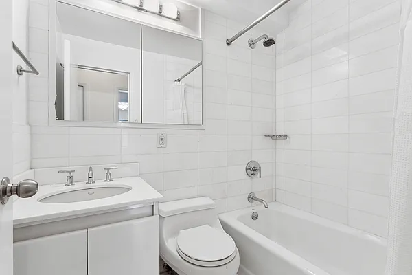 Rented by Douglas Elliman | media 34