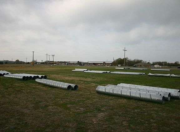 5th image of 427 S. Ray Roberts Pkwy