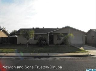 418 N Gladys Ave, Dinuba, CA 93618