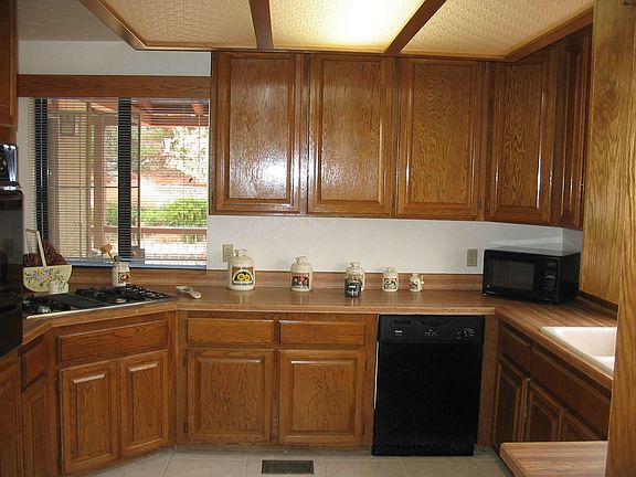 3rd image of 5370 Locarno Dr