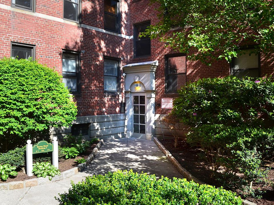116 Larchmont Acres