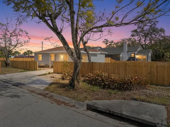 4659 9th Ave S, Saint Petersburg, FL 33711