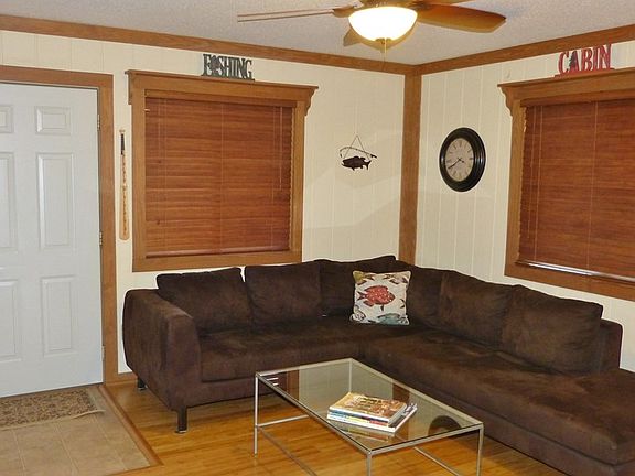 2nd image of 149 N Belmont Dr