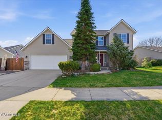 2472 W Warwick Ct, Hayden Lake, ID 83835