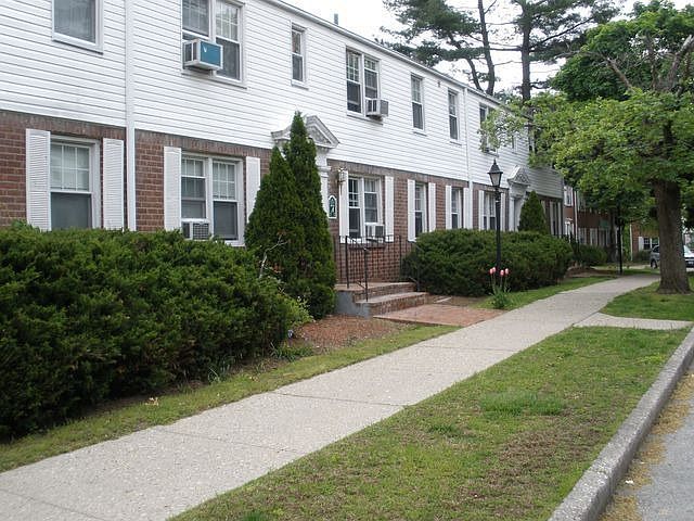 1st image of 101 Carpenter Ave APT A6