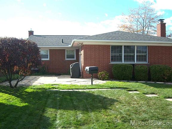 5th image of 27344 Roan Dr