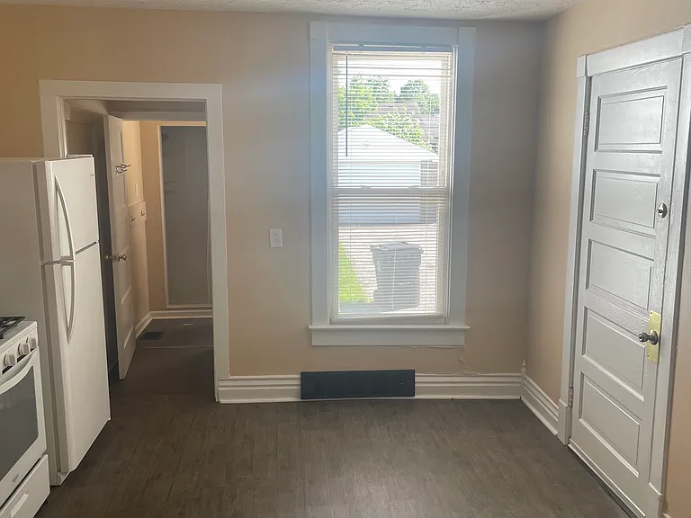 1200 Longfield Ave #1 — Photo 6