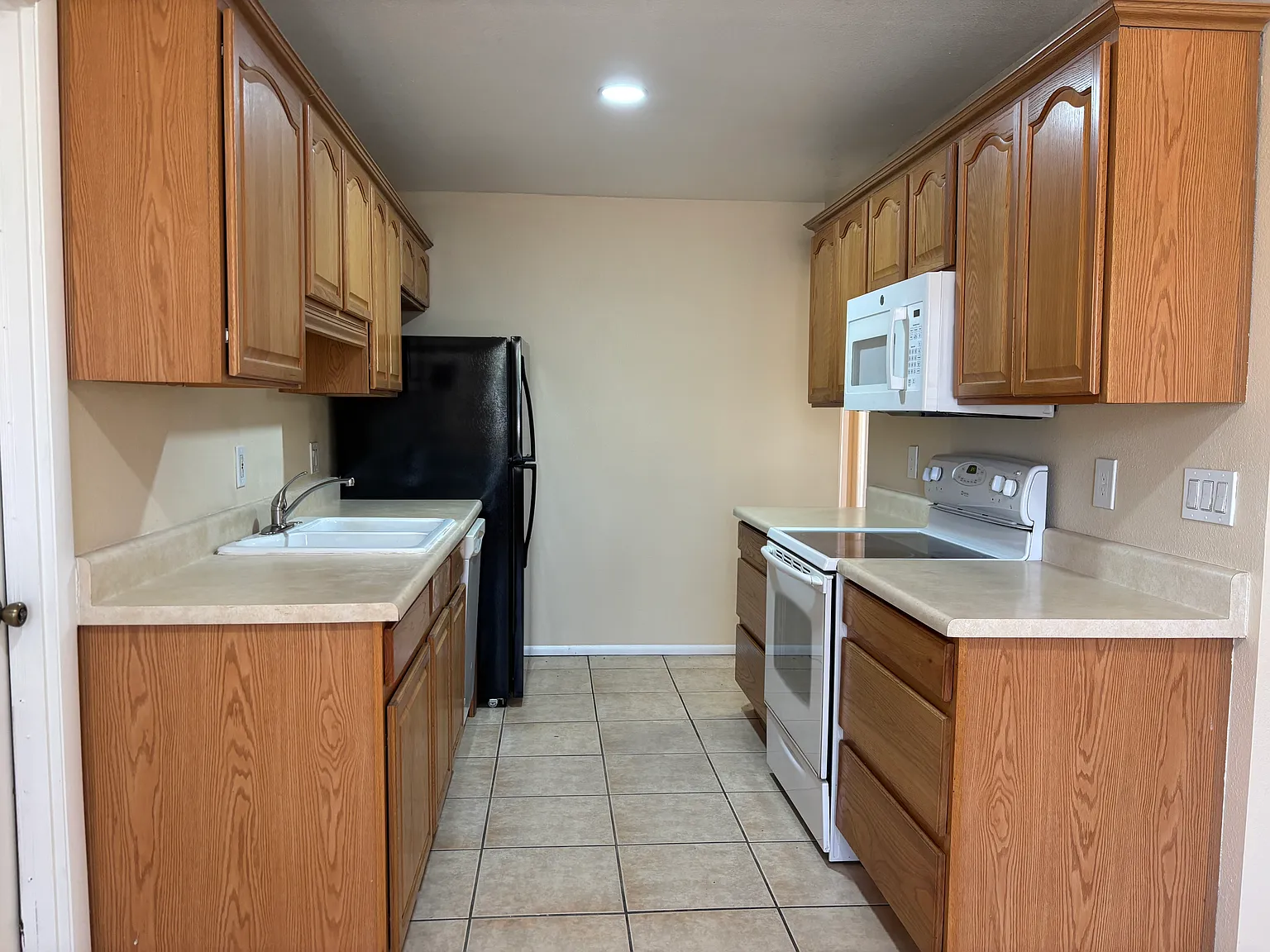 2 bed, 1144 sqft, $1,500 — Photo 3