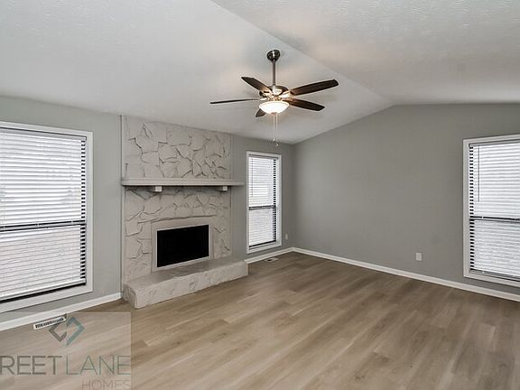 2nd image of 2975 Clear Water Dr