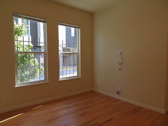 3rd image of 331 Octavia Street # First Floor