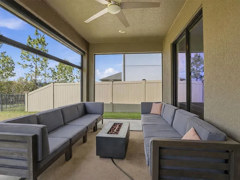 4547 San Martino Dr — Photo 40