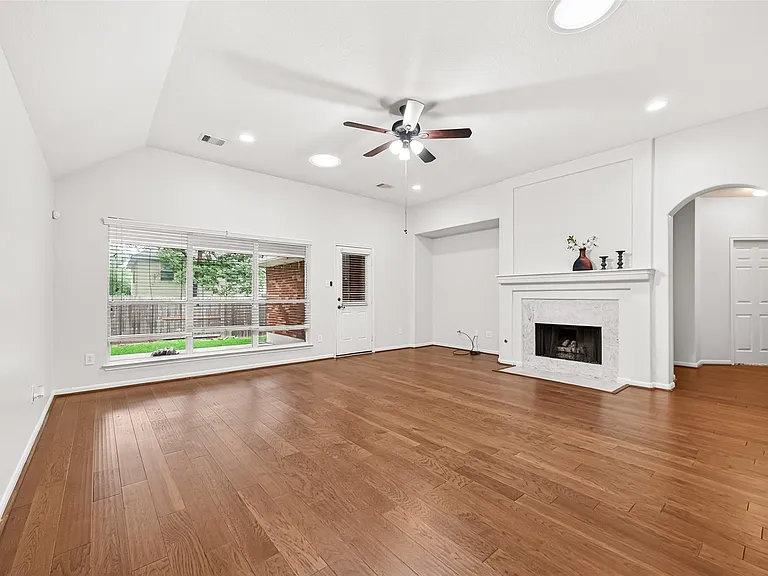 94 S Regan Mead Cir — Photo 12