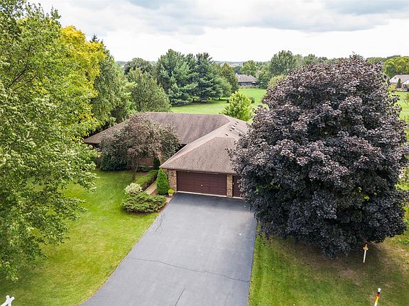 3rd image of 39W771 Deer Run Dr
