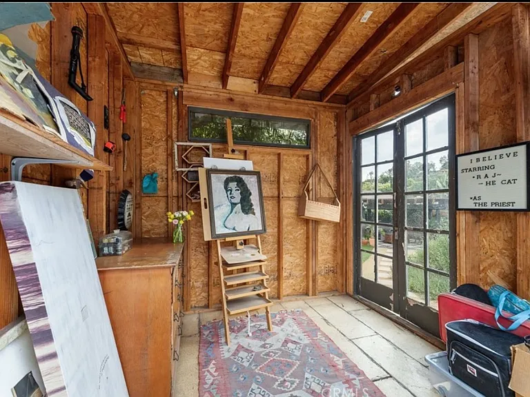 artist shed