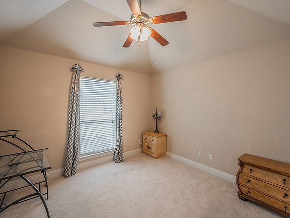 4th image of 501 S Old Betsy Rd APT 1