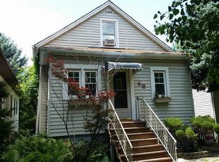 36 Ashland Ave, River Forest, IL 60305