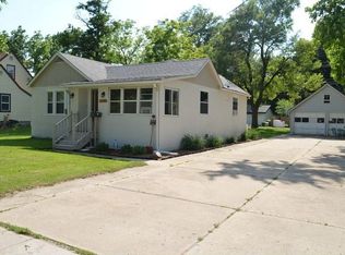 1110 S Broadway St, Coal City, IL 60416