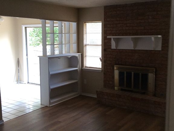3rd image of 2805 NW 77th St