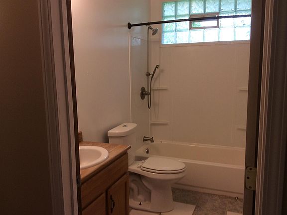 2nd image of 3524 Hanover Dr