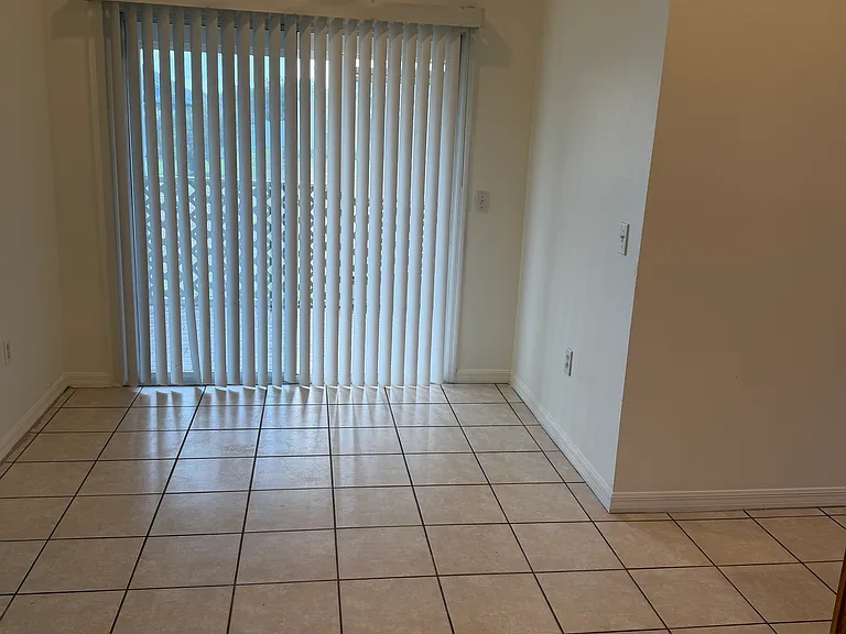 672 Reston Pl — Photo 8