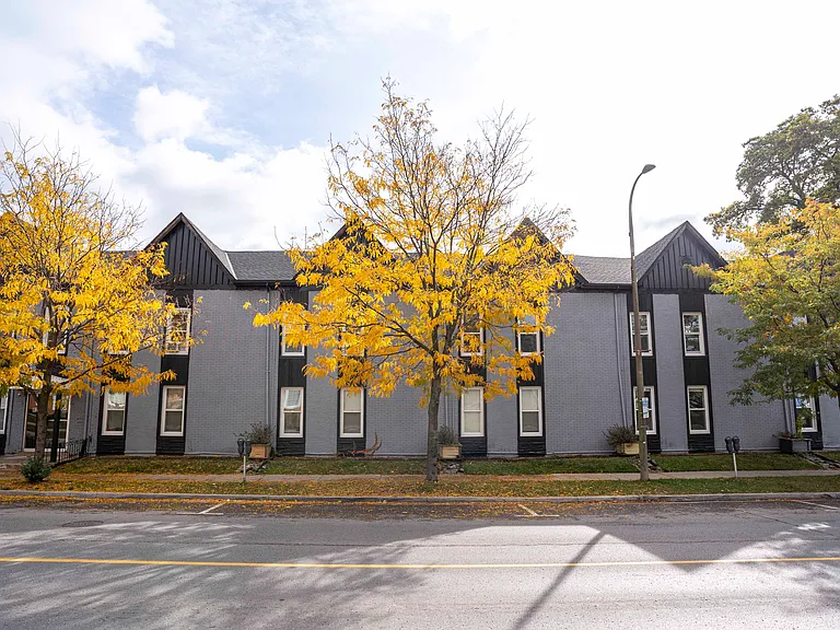 82 Church St — Photo 1