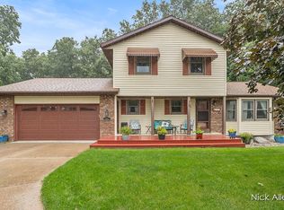 6506 Rogue Rapids Ct NE, Belmont, MI 49306