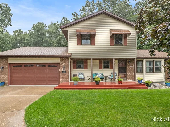 6506 Rogue Rapids Ct NE, Belmont, MI 49306