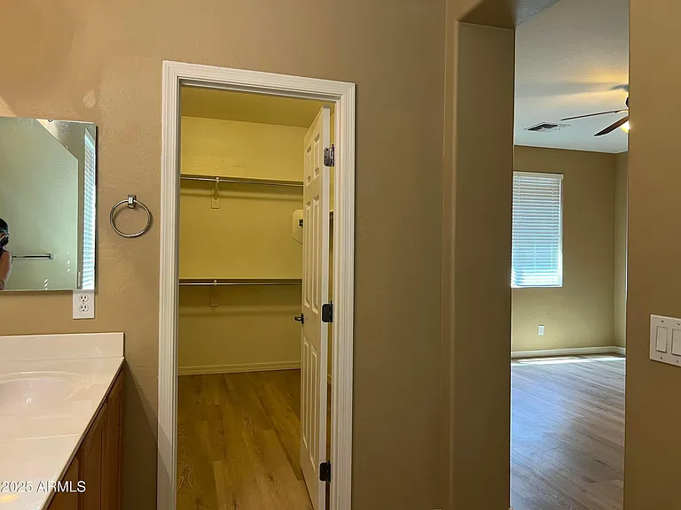 6734 W Blackstone Ln — Photo 22