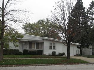 299 E 163rd St, Harvey, IL 60426