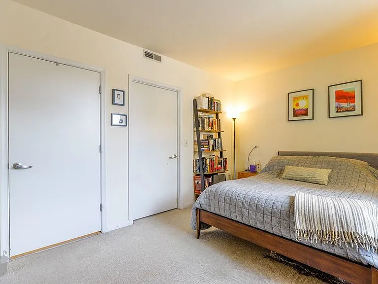 355 I St SW #109 — Photo 23